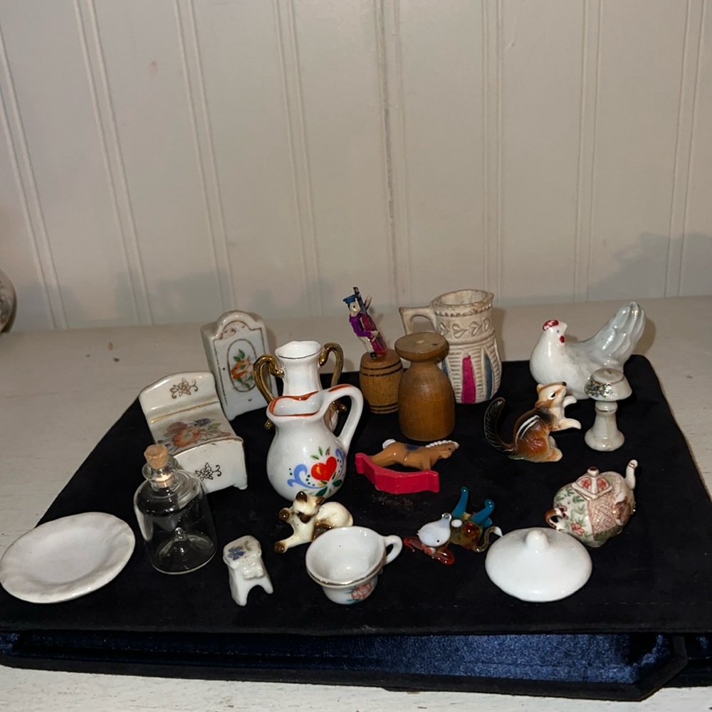 Lot Antique porcelain & bisque dollhouse accessories teapot pitcher bed vase